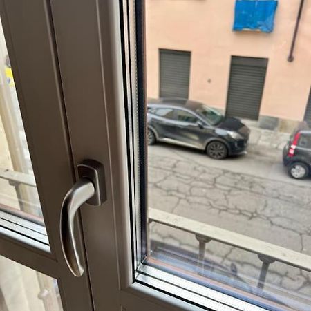 Casa Sassari - Vicino Porta Susa F.S. 토리노 외부 사진