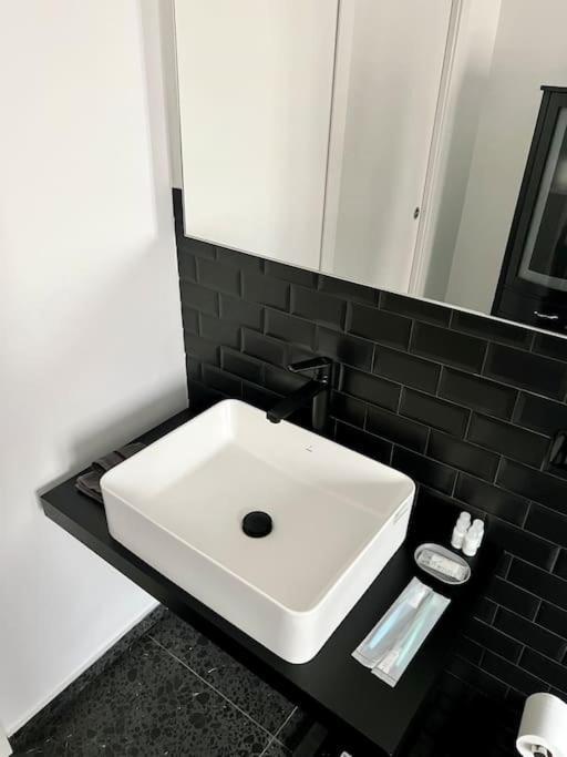 Casa Sassari - Vicino Porta Susa F.S. 토리노 외부 사진